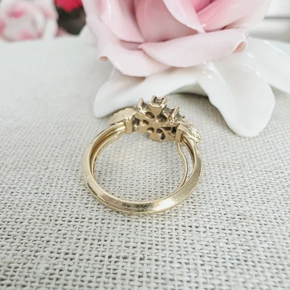 VINTAGE Avon Faux Pearl Turquoise Gold Tone Ring - Picture 3 of 5